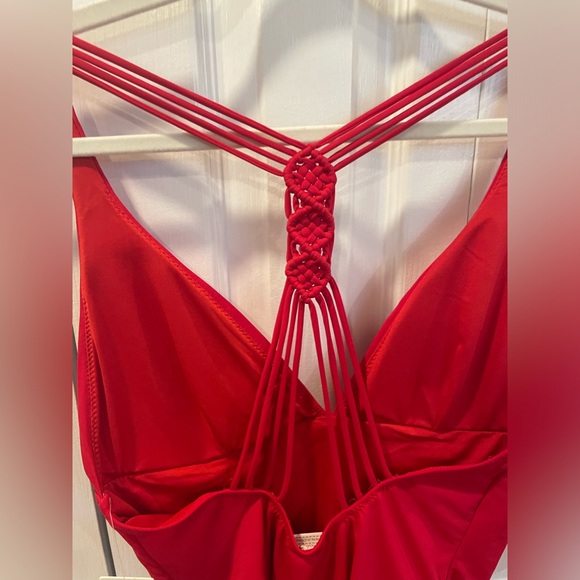 red one piece swimsuit with tags and liner - Picture 10 of 11
